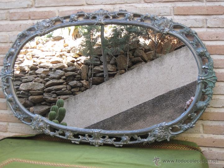 Vintage: ESPEJO OVALADO ANTIGUO CON MARCO DE BRONCE. - Foto 6