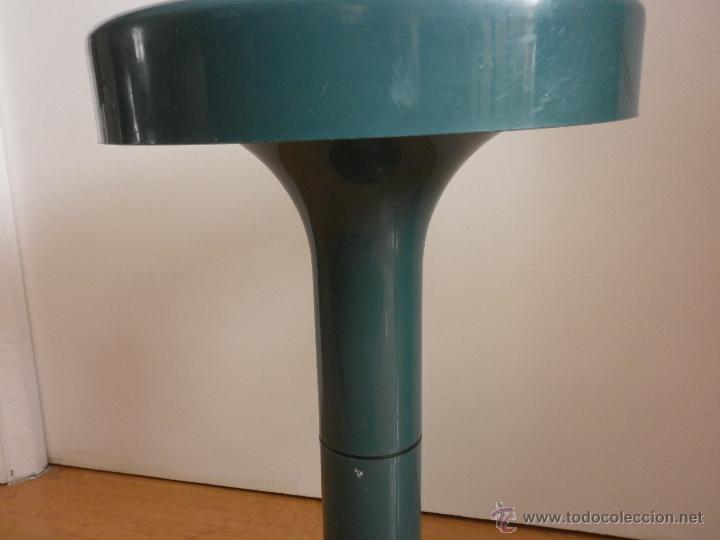 Vintage: TABURETE DE PL&Aacute;STICO A&Ntilde;OS 60 - Foto 4
