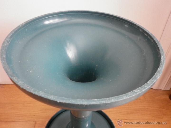 Vintage: TABURETE DE PL&Aacute;STICO A&Ntilde;OS 60 - Foto 7