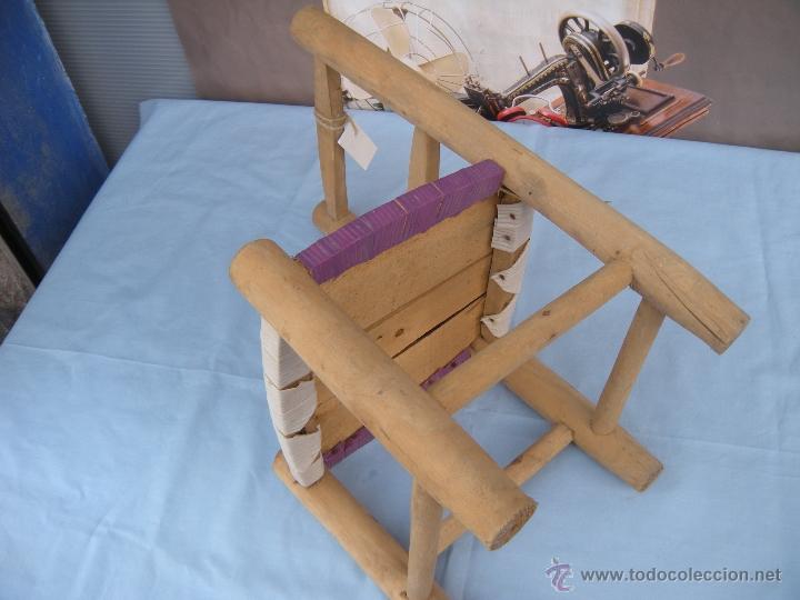 Vintage: PEQUE&Ntilde;A SILLA DE LOS A&Ntilde;OS 70 - Foto 3