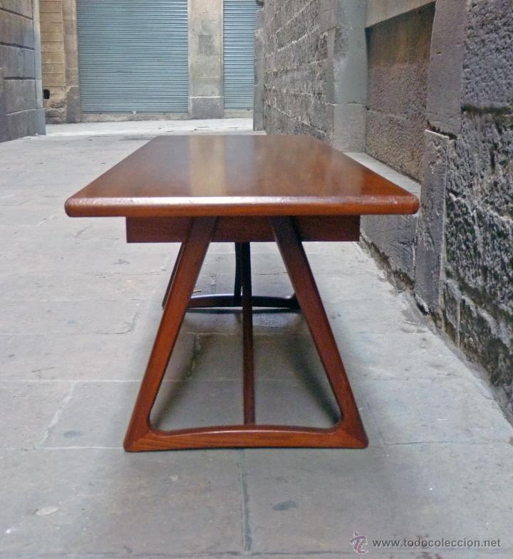 Vintage: Mesa grande de cafe danesa de mitad de siglo de teca - Foto 3