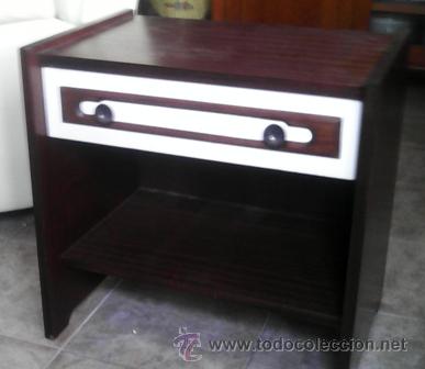 Vintage: Mesita de noche con cajonera - Foto 1