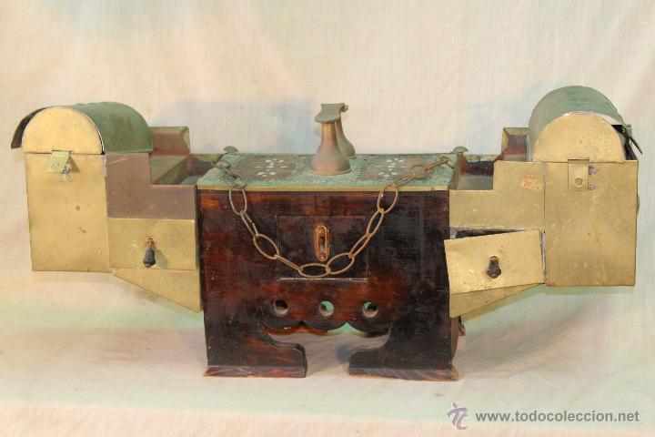 Vintage: zapatero en laton y madera - Foto 7