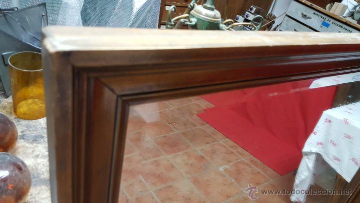 Vintage: G Espejo en dorado oscuro con luna biselada. - Foto 3