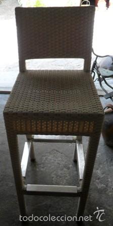 Vintage: Taburete alto madera y pl&aacute;stico - Foto 1