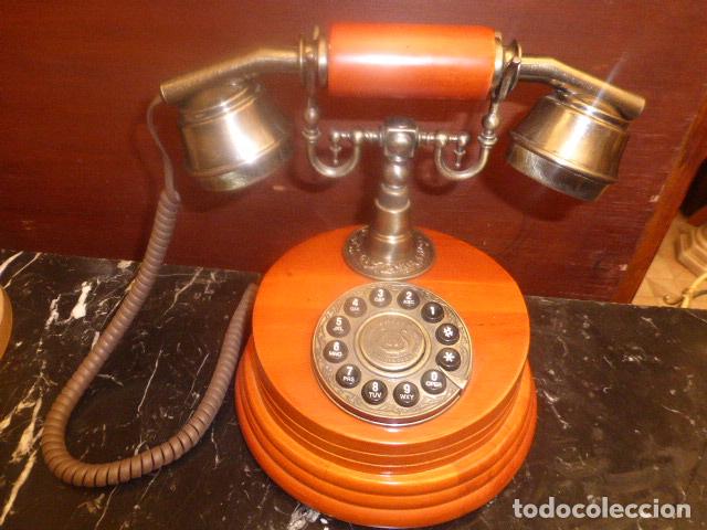 Vintage: TELEFONO DE MADERA DE SOBREMESA - Foto 1