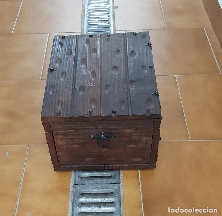 Vintage: Arca de madera estilo r&uacute;stico. - Foto 3