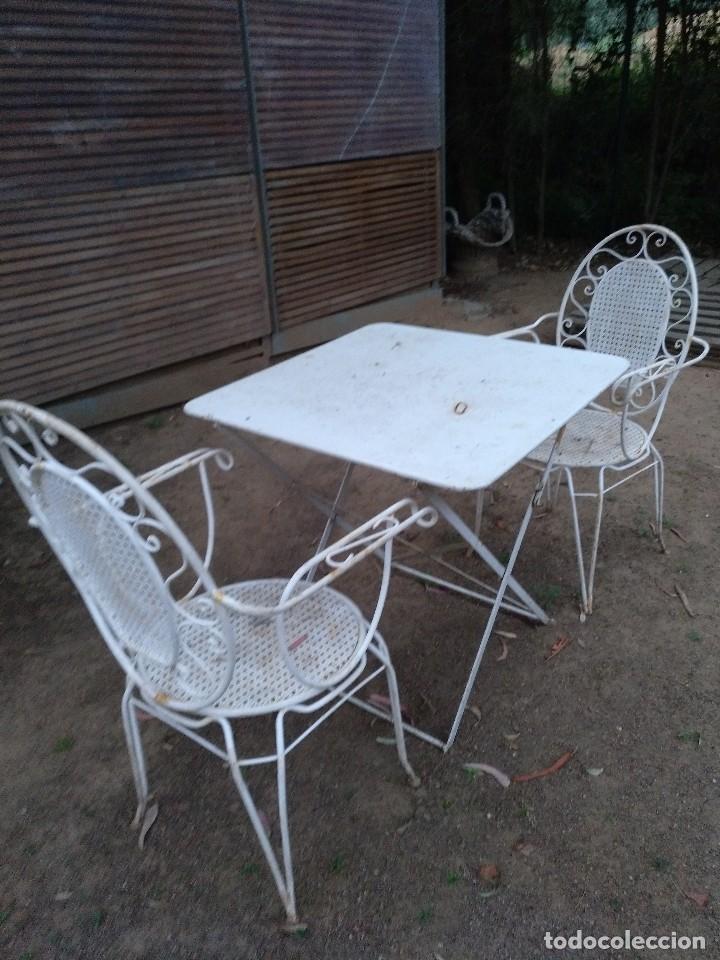 Vintage: Mesa y dos sillones exterior - Foto 1