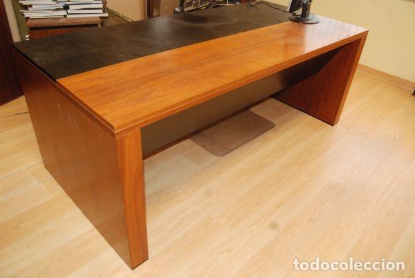 Vintage: Mesa de despacho en madera y cuero - Foto 1