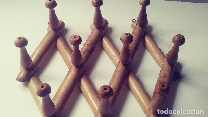 Vintage: PERCHERO DE MADERA EXTENSIBLE - Foto 2