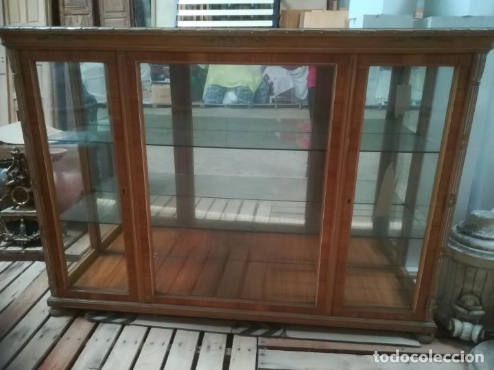 Vintage: Vitrina de madera frutal - Foto 1