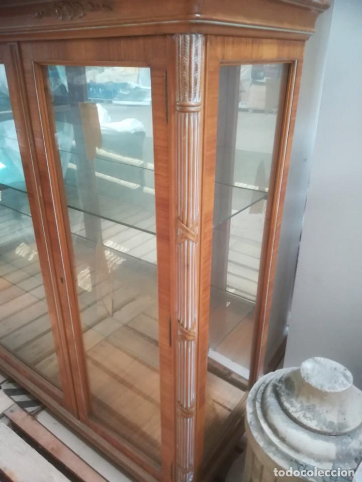 Vintage: Vitrina de madera frutal - Foto 8