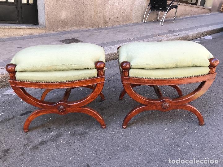 Vintage: PAREJA DE PUF EN MADERA 1940, - Foto 1