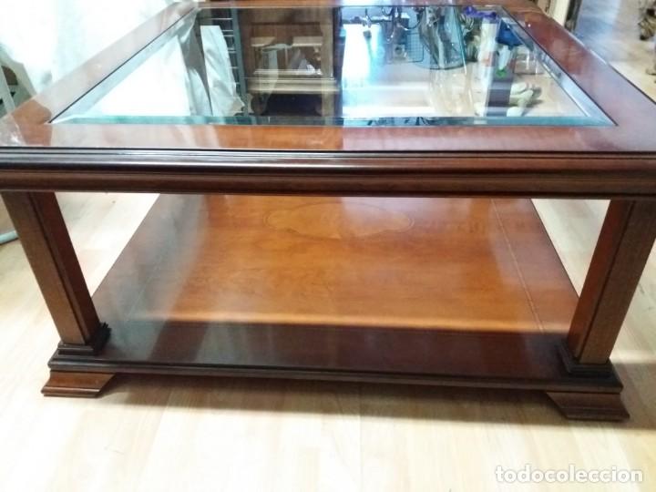 Vintage: MESA CL&Aacute;SICA DE  MADERA Y CRISTAL - Foto 1