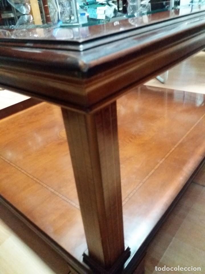 Vintage: MESA CL&Aacute;SICA DE  MADERA Y CRISTAL - Foto 3
