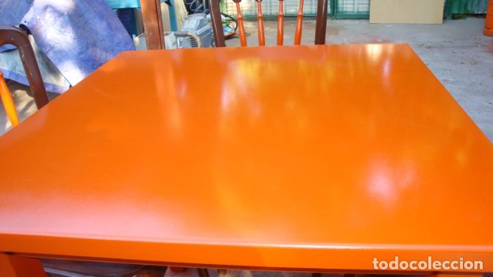 Vintage: mesa de madera maciza con 4 sillas de &eacute;poca - Foto 4