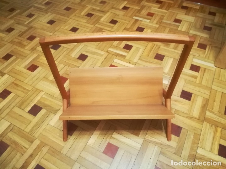 Vintage: REVISTERO DE MADERA. - Foto 2