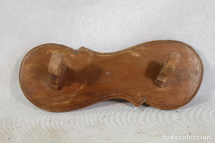 Vintage: perchero antiguo de 2 perchas en madera - Foto 4