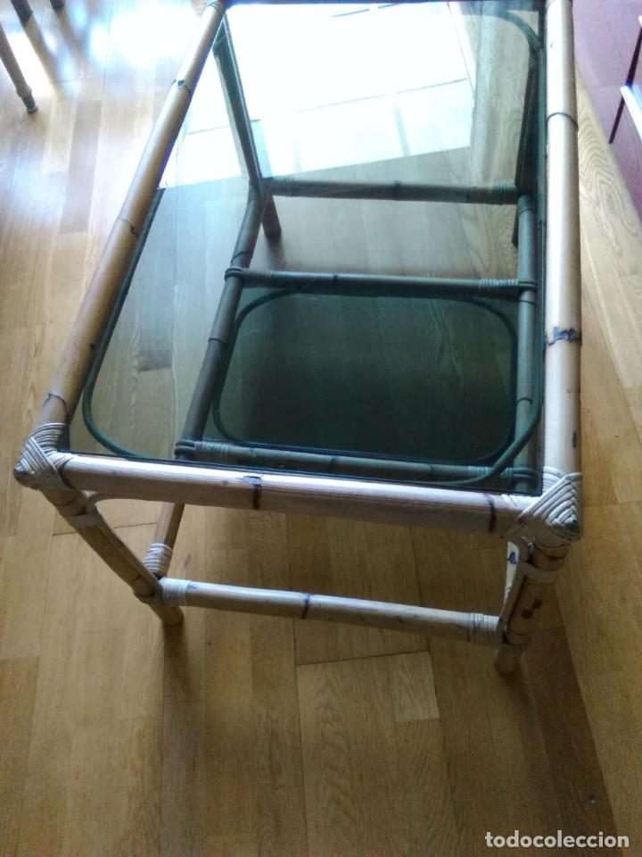 Vintage: MESA BAMB&Uacute; DE CENTRO CON CRISTAL AHUMADO - Foto 2