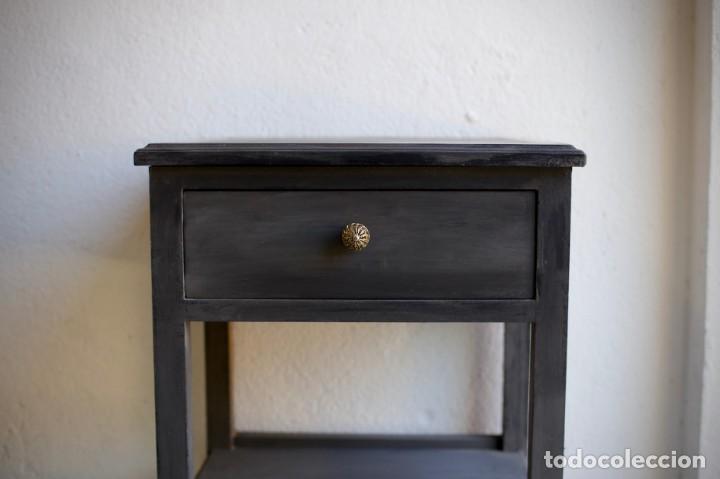 Vintage: mesita / mesilla de madera pintada en gris - Foto 2