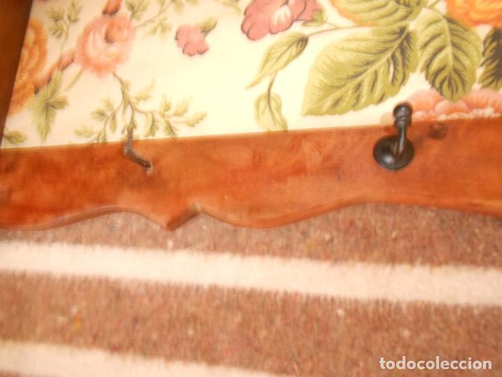 Vintage: PAREJA DE PERCHAS DE MADERA Y TELA - Foto 7