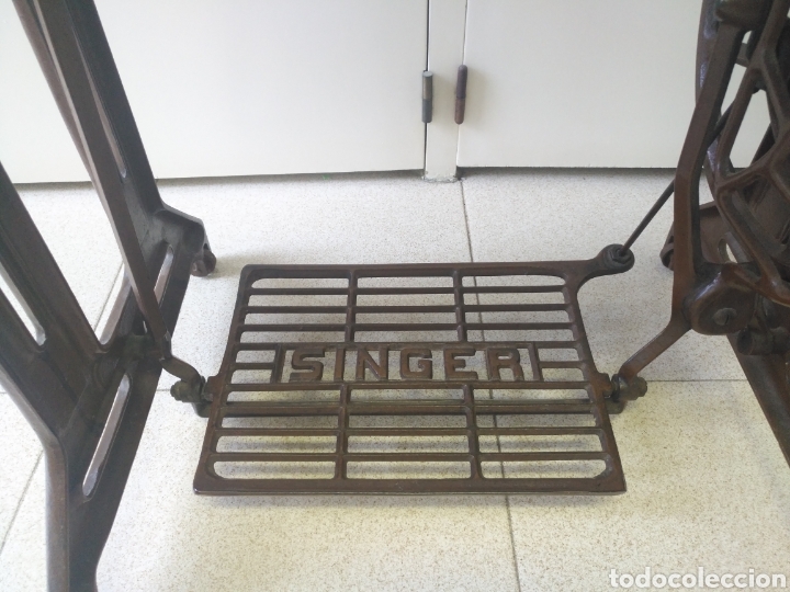 Vintage: M&Aacute;QUINA DE COSER SINGER - Foto 5