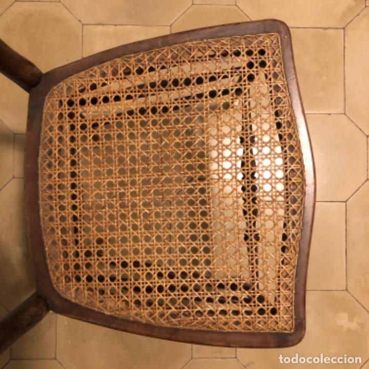 Vintage: Silla de madera con asiento de rejilla - Foto 5