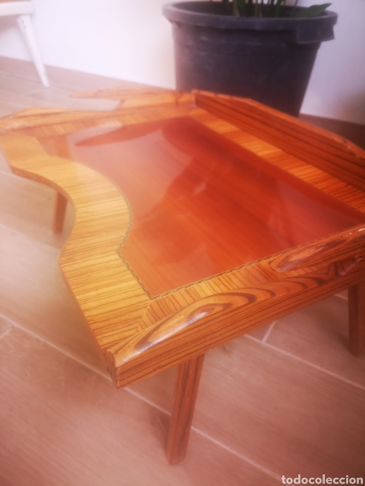 Vintage: Mesa plegable de cama o sof&aacute;. Vintage - Foto 4