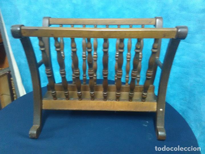 Vintage: REVISTERO MADERA TORNEADA - Foto 1