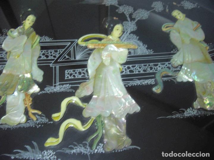 Vintage: MESA TALLA NACAR Y TABURETES - Foto 7
