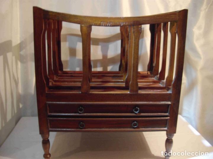 Vintage: MUEBLE REVISTERO MADERA. - Foto 1