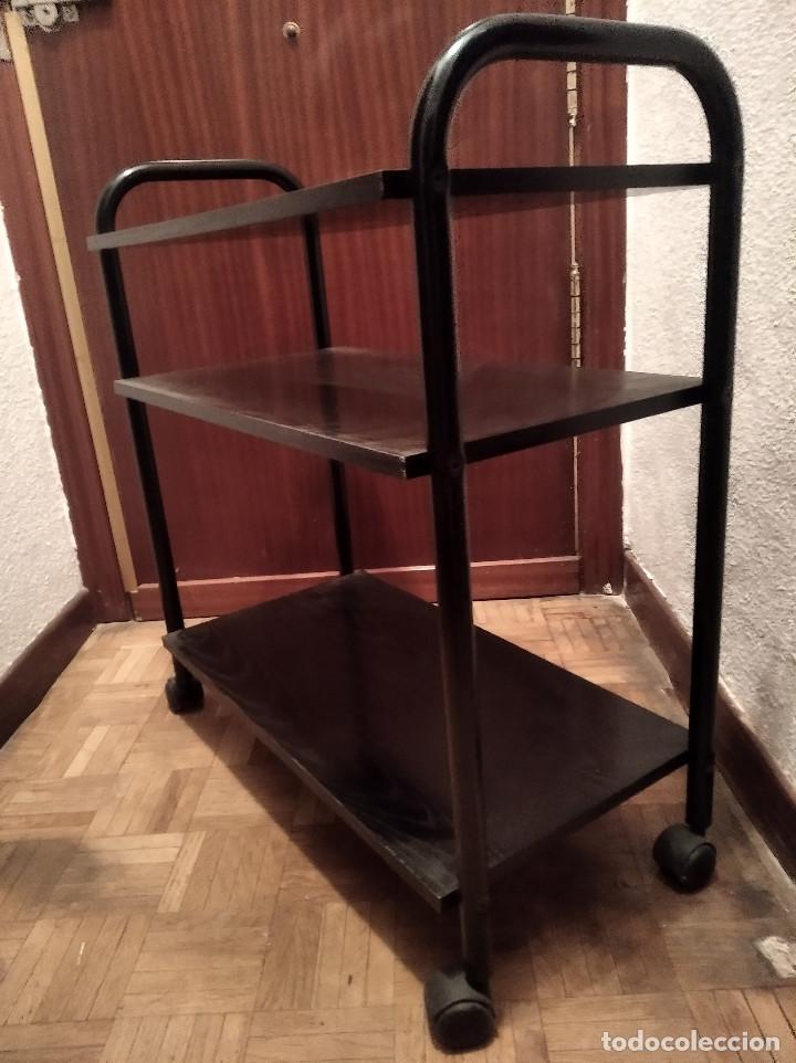 Vintage: Mesita auxiliar con ruedas - Foto 2