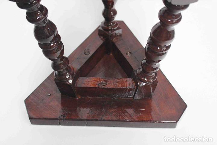 Vintage: TABURETE TRES PATAS MADERA 42 - Foto 5