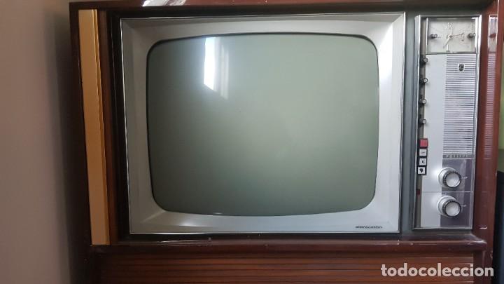 Vintage: Mueble televisi&oacute;n antiguo Philips - Foto 2