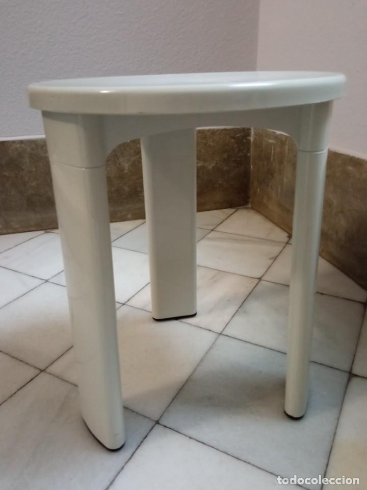 Vintage: TABURETE BLANCO TA TAY PLASTICO - Foto 1