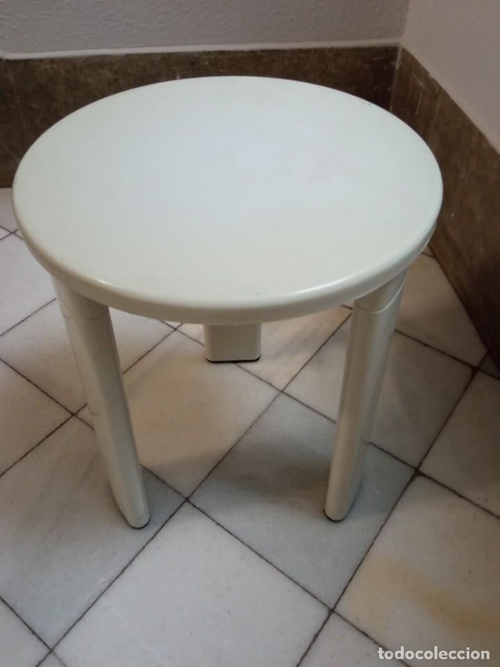 Vintage: TABURETE BLANCO TA TAY PLASTICO - Foto 2