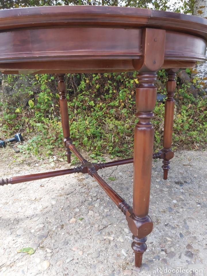 Vintage: Mesa extensible en madera de cerezo, de bonitas l&iacute;neas. - Foto 5