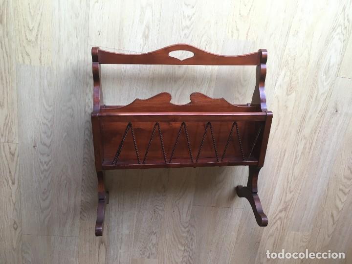 Vintage: Revistero vintage de madera - Foto 1