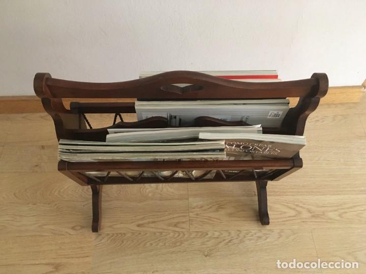 Vintage: Revistero vintage de madera - Foto 3
