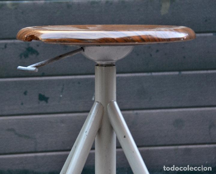 Vintage: Taburete industrial franc&eacute;s - Foto 2
