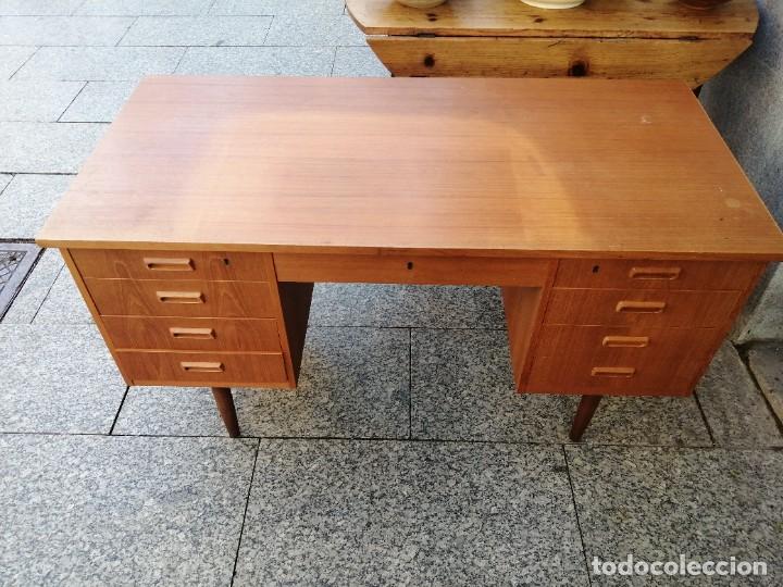 Vintage: MESA SUECA A&Ntilde;OS 60 CON ESTAMPILLADO - Foto 8
