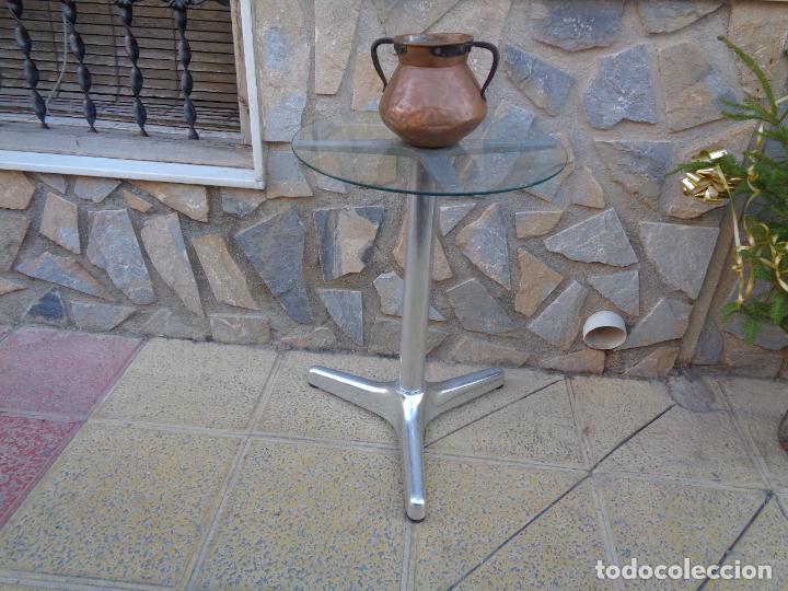 Vintage: MESA DE ALUMINIO DE BAR BISTRO - Foto 1