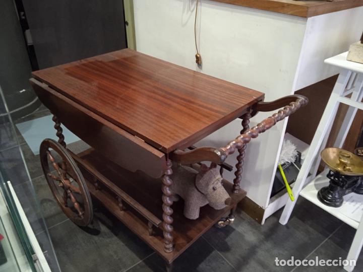 Vintage: Carro de t&eacute; en madera con alas &ldquo;Importante&rdquo; - Foto 1