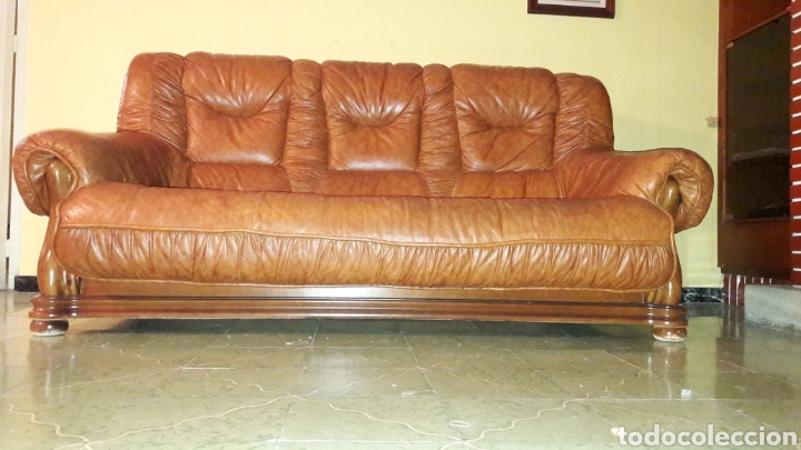Vintage: Precioso sof&agrave; en piel y madera - Foto 1