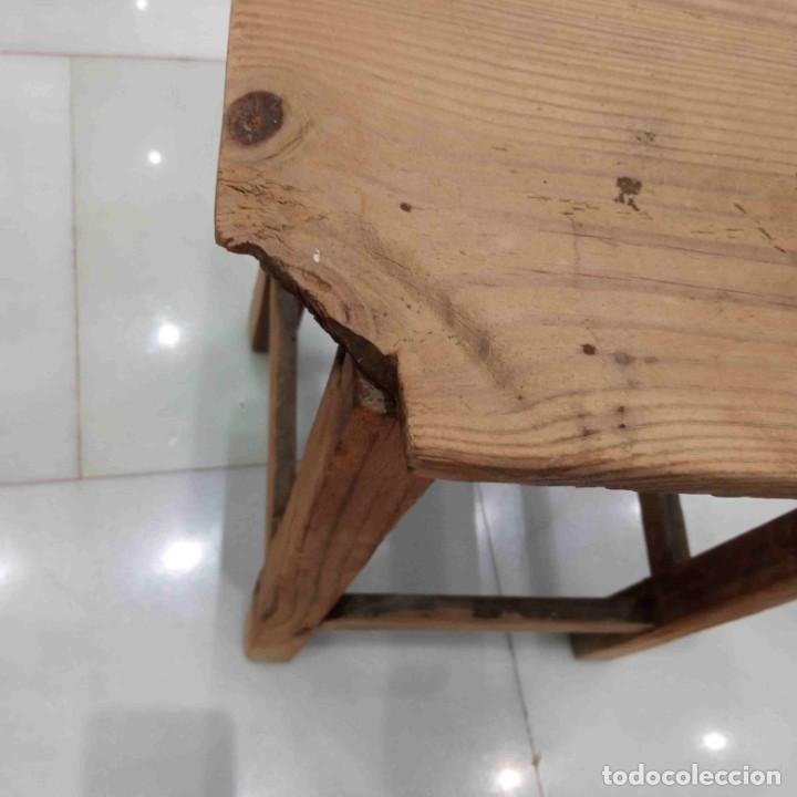Vintage: antiguo taburete de madera - Foto 4