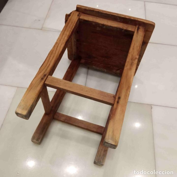 Vintage: antiguo taburete de madera - Foto 7