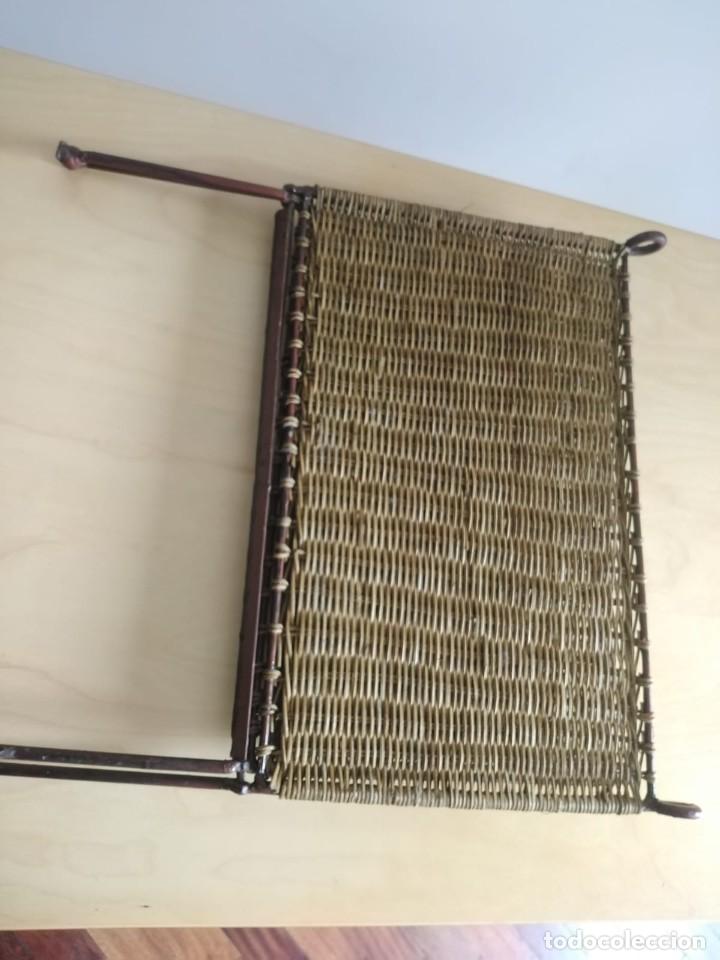 Vintage: Revistero de mimbre - Foto 5