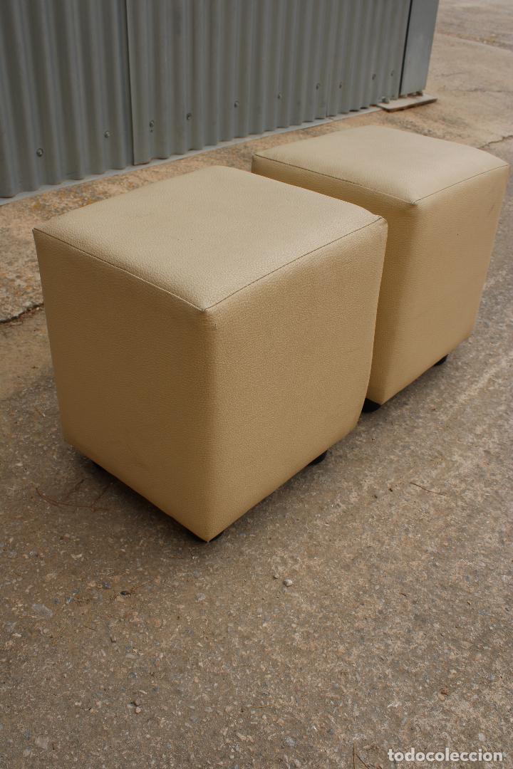 Vintage: 2 puff de cubo de cuero blanco - Foto 5