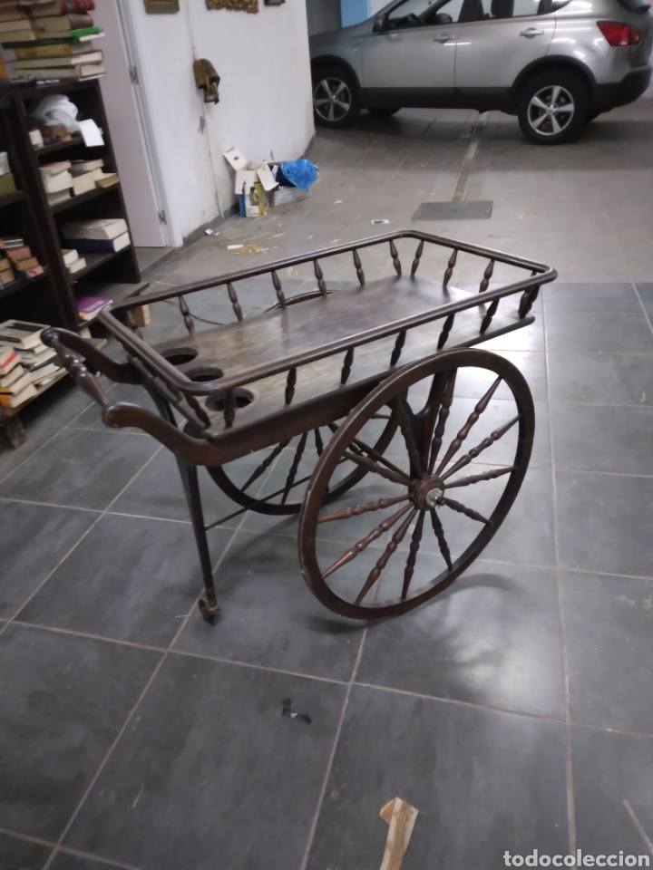 Vintage: Mesa camarera de madera antigua - Foto 4