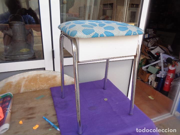 Vintage: TABURETE VINTAGE CON SECRETER - Foto 6